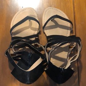 Strappy flat black sandals size 7